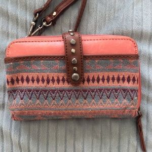 Sak smartphone boho wristlet purse
